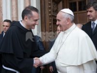 padre Mauro Gambetti e il papa