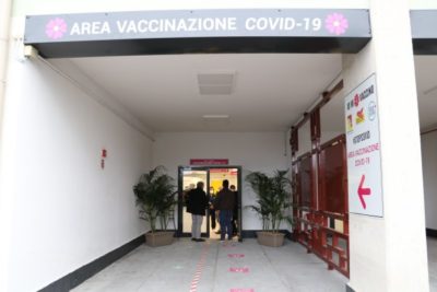 Ospedale Cannizzaro / Da oggi nuovi ambulatori per la vaccinazione anti-covid