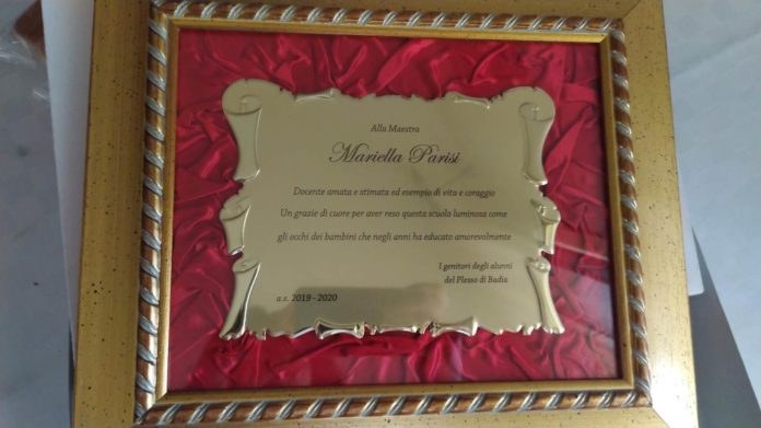 Targa maestra Mariella Parisi Santa Venerina targa per Mariella Parisi