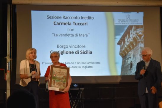 Carmela Tuccari-premio Borgo italiano