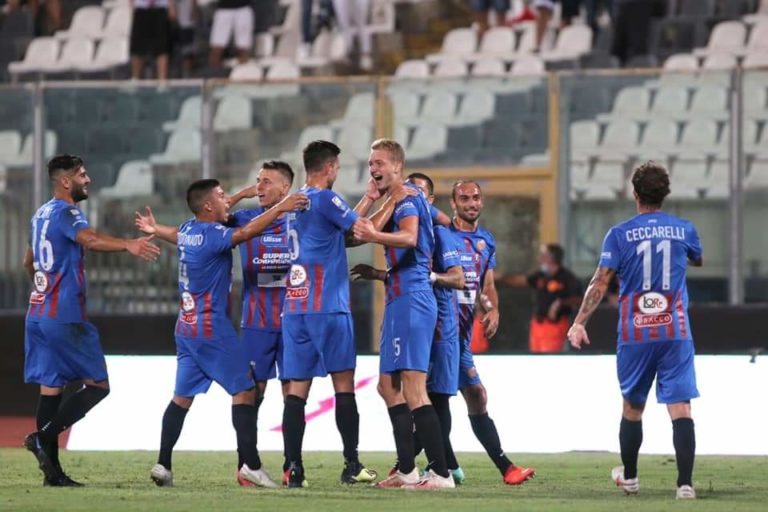 Calcio Catania / Sconfitta la Fidelis Andria, Sipos protagonista