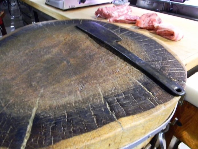 salsiccia al ceppo