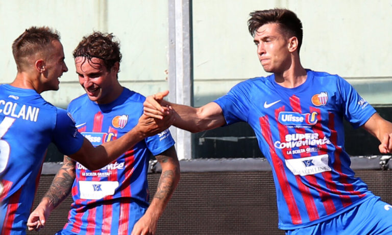 Calcio Catania / Tre punti pesanti contro la Juve Stabia