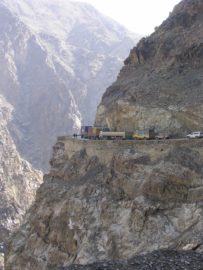 jalalabad kabul strada afghanistan