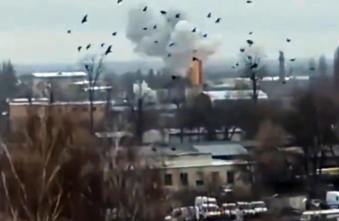 Mosca attacca Ucraina