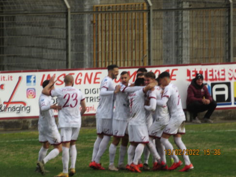 L'Acireale batte 2-0 il Trapani con gol di Russo e Garetto