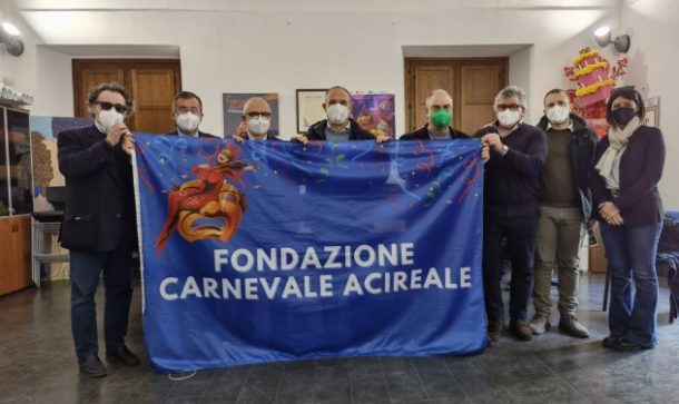 Carnevale acireale, bandiera