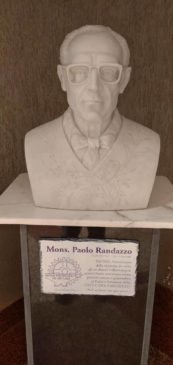 statua paolo randazzo città fanciullo