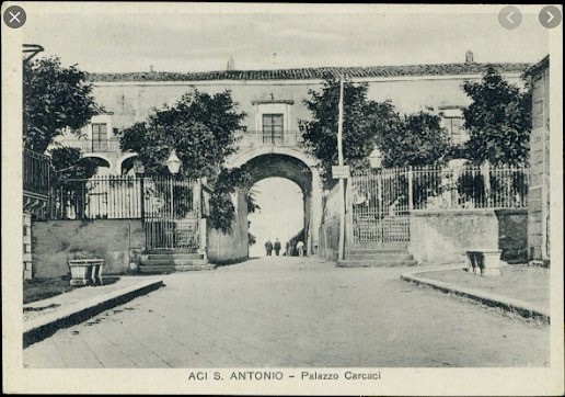 catania palazzo riggio carcaci aci santantonio