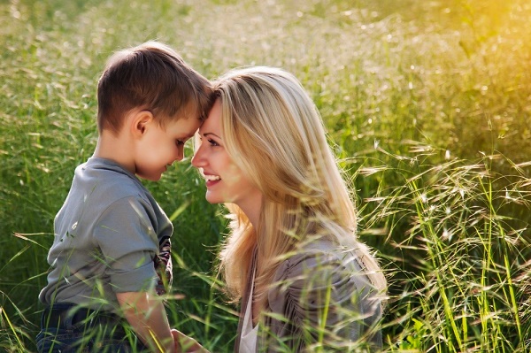 festa mamma funzione materna auguri