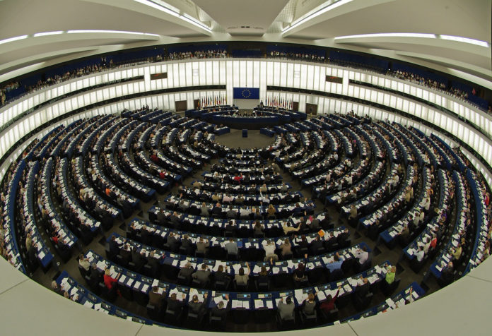 google editori copyright parlamento europeo