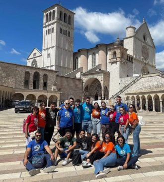 Assisi-il gruppo di Aci Platani