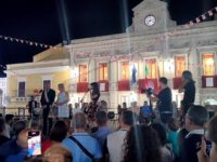 Carlentini- in piazza con gli ospiti di Omaha