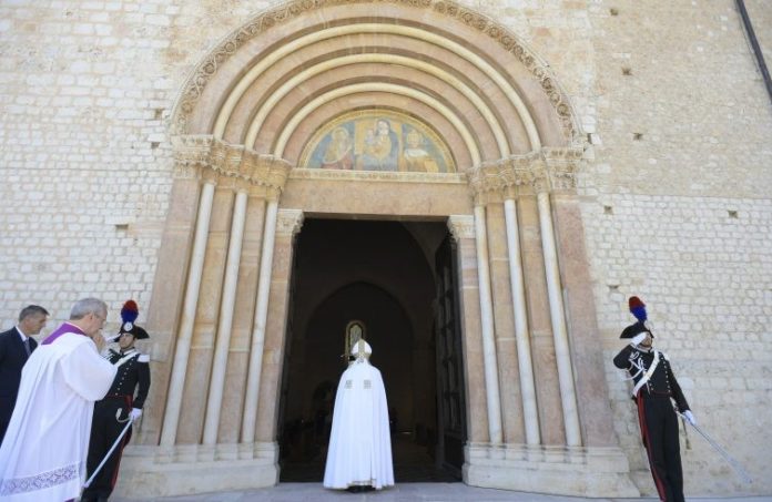 Papa Francesco a L'Aquila