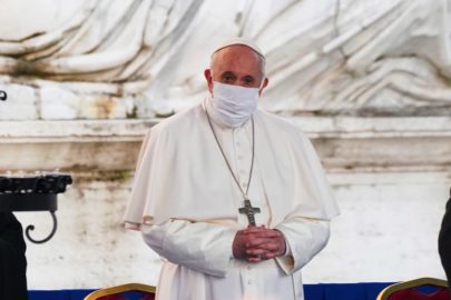 papa francesco pira giovani campo alpha