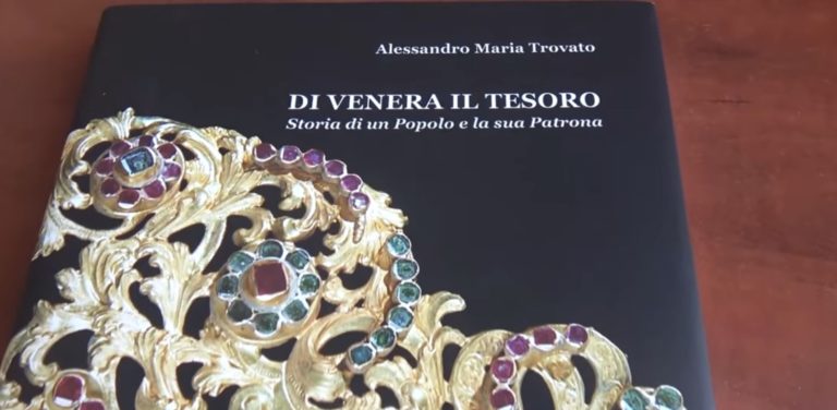 libro venera tesoro copertina