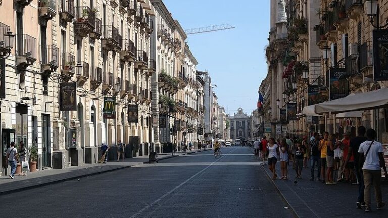 Via Etnea, Catania