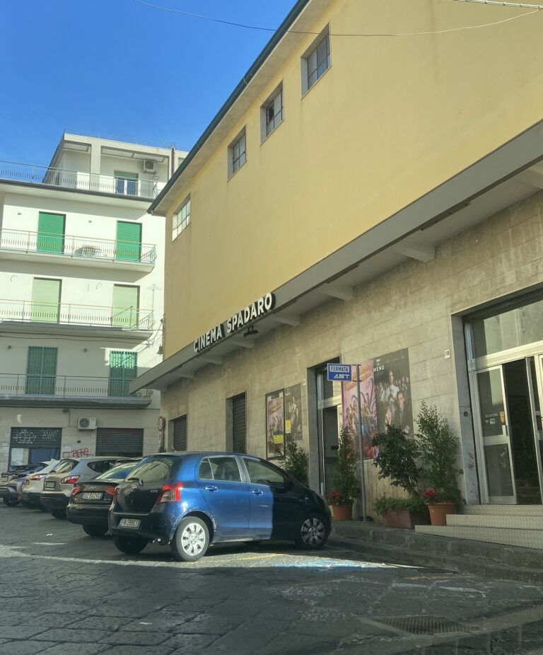 cinema spadaro esterno