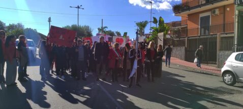 no alla violenza sulle donne corteo