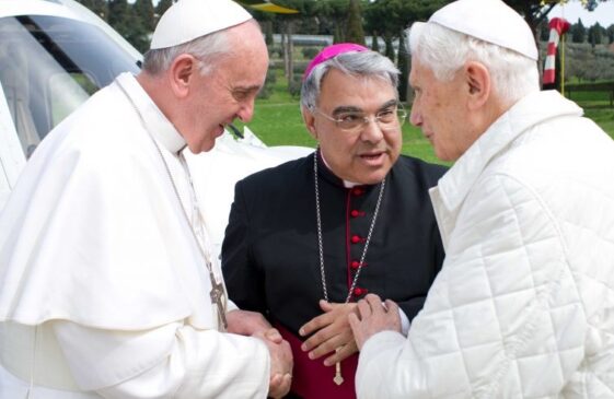 papa Francesco, il card.Semeraro e Benedetto XVI