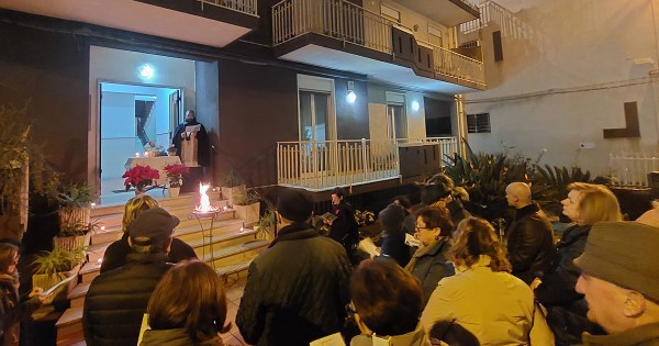 novena itinerante Acicatena