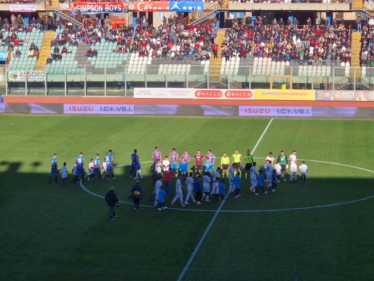 Calcio Catania / Con il Real Aversa la dodicesima vittoria