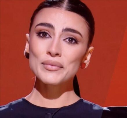 Giulia Salemi influencer monologo donne iraniane Iene