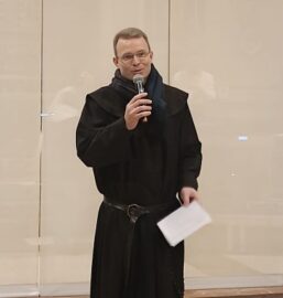 padre Simon Nei