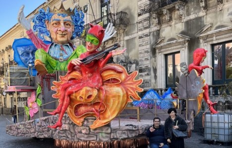 Carnevale Acireale, carro inclusivo