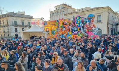 carnevale piazza Duomo Acireale