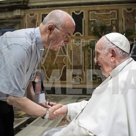 mons agostino russo e papa francesco