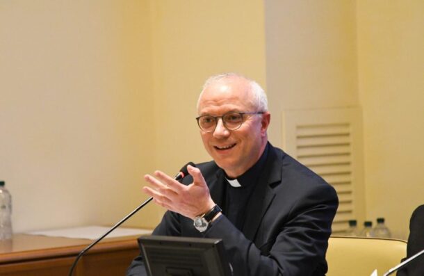 monsignor Baturi