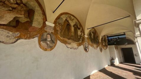 affreschi chiostro restaurati