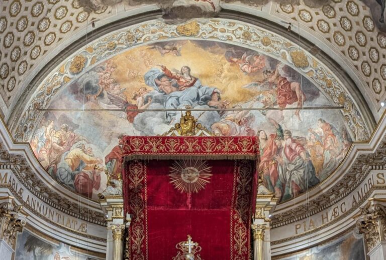 Acireale / Proseguono in Cattedrale i lavori per il recupero conservativo del presbiterio