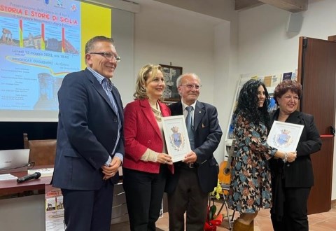 presentazione liro di Salvatore Musumeci Storia e storie di sicilia