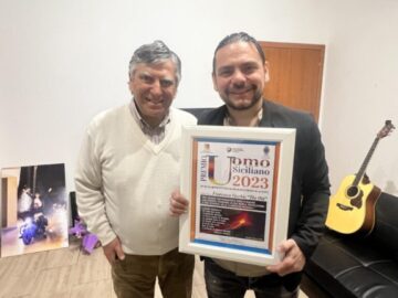 Francesco Vecchio riceve premio Uomo siciliano 2023