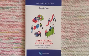 libro Nient'altro che il futuro