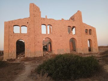 pisciotto mannara montalbano sampieri stabilimento bruciato