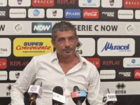 Mister Tabbiani in conferenza stampa