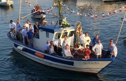 Processione Madonna Ognina in barca