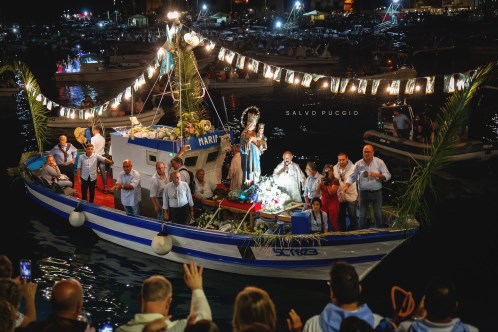 Processione a mare Madonna Ognina