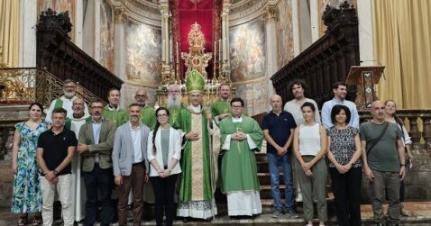 incontro su adeguamento liturgico cattedrale Acireale