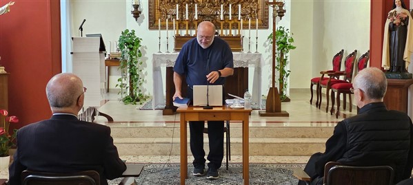 Don Di Noto all'incontro di formazione dei sacerdoti