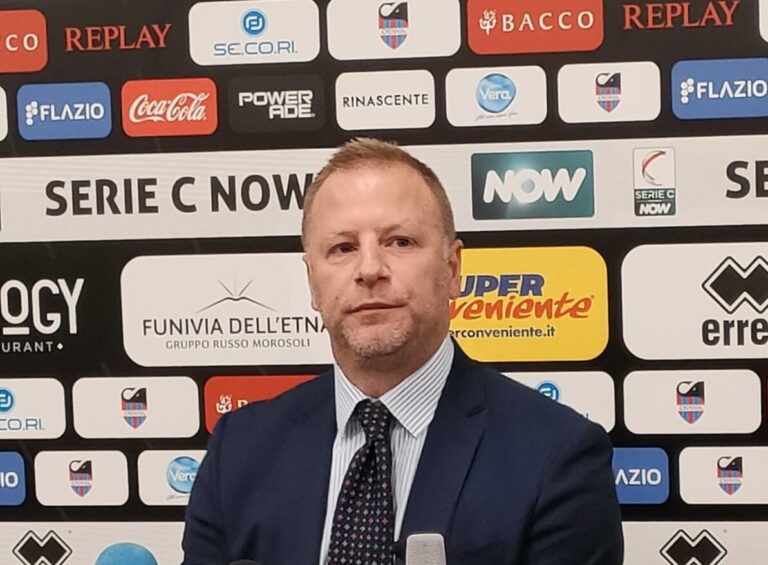 Calcio Catania / Grella: ” Momento complicato, occorre cambiare atteggiamento”