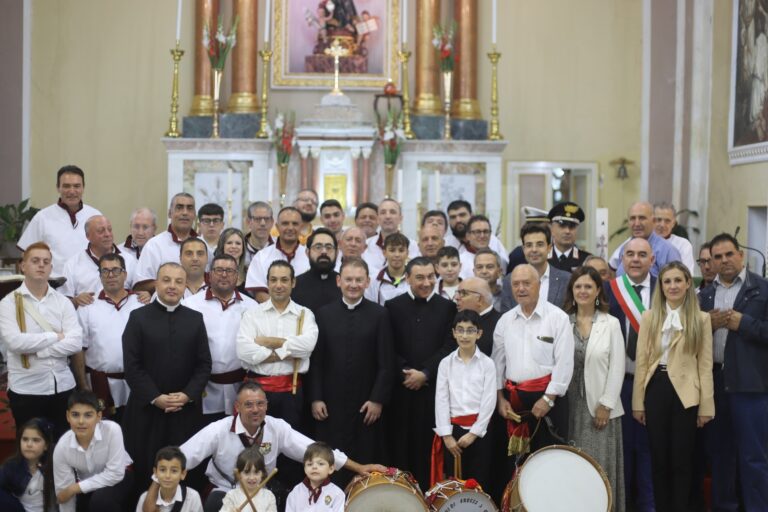 Chiesa / Suggellata l’unione delle comunità di Acireale e Grotte nella comune devozione a Santa Venera
