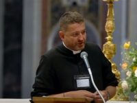 Pellegrini di speranza don massimo vacchettijpg