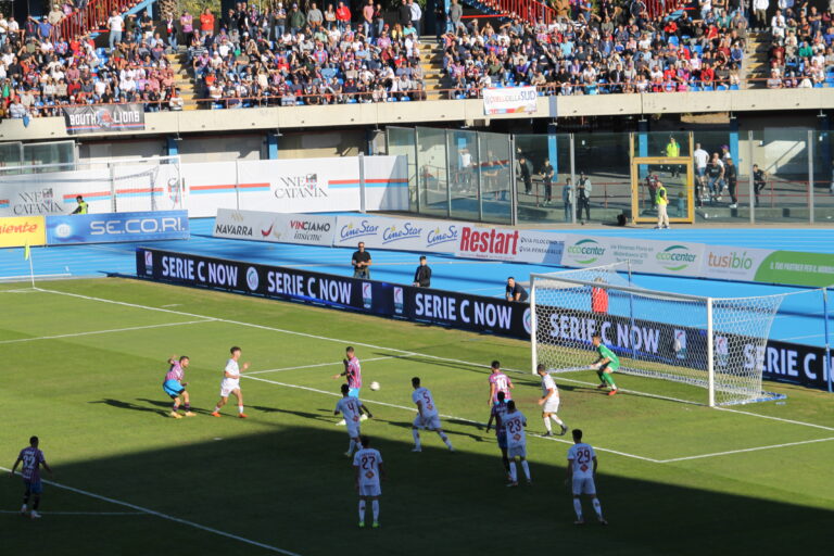 Calcio Catania / Vittoria di carattere contro la Turris al 95 minuto