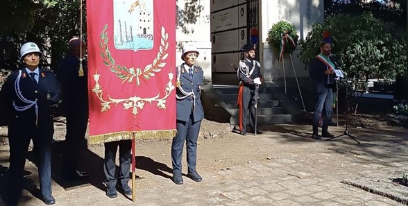 sindaco Barbagallo alla commemorazione dei defunti
