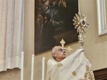 Monsignor Raspanti alla veglia dei santi