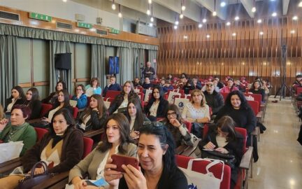 Insegnanti e studenti all'evento Risparmia l'acqua